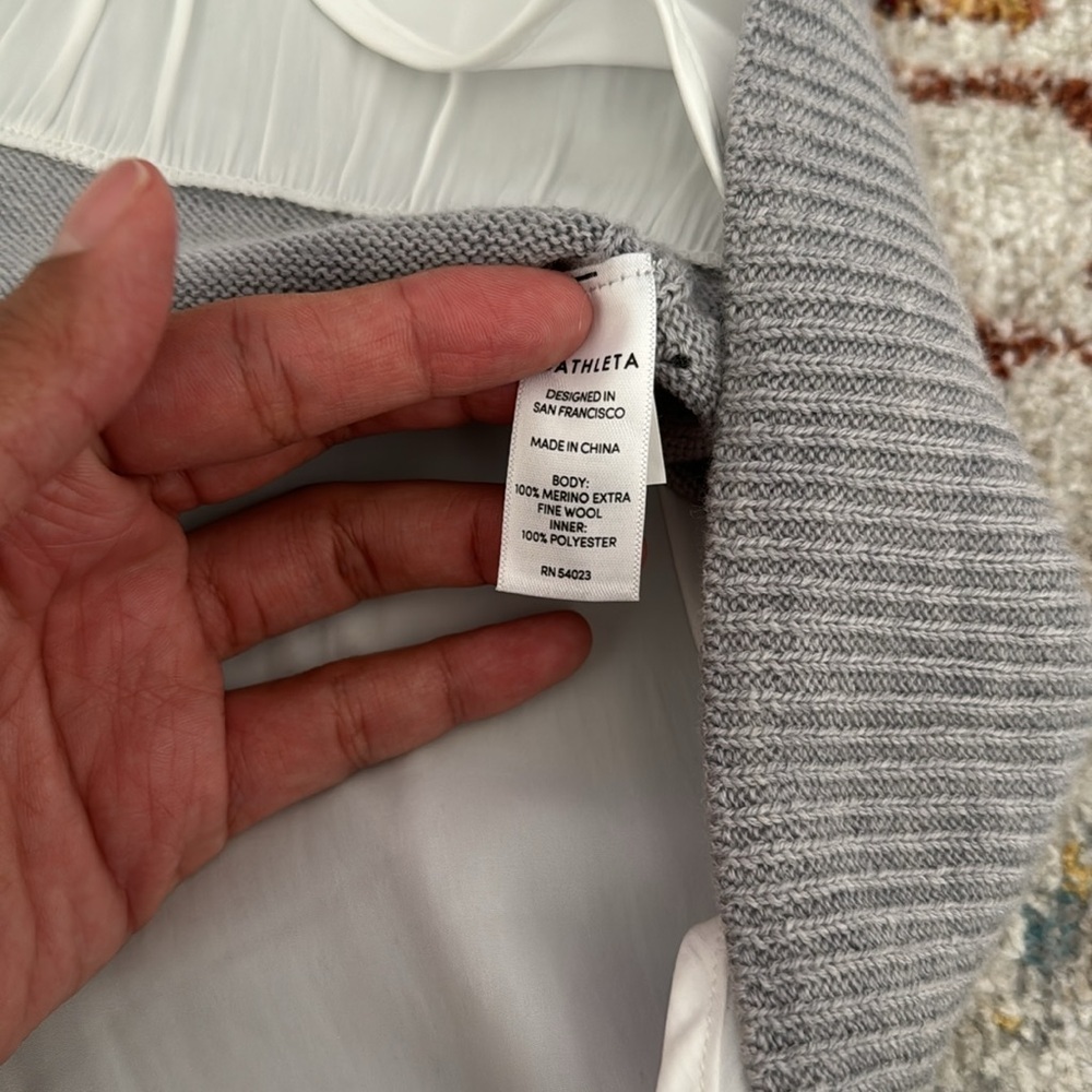 Athleta Itinerary Wool Sweater Tank Top Gray Size M - Picture 5 of 9